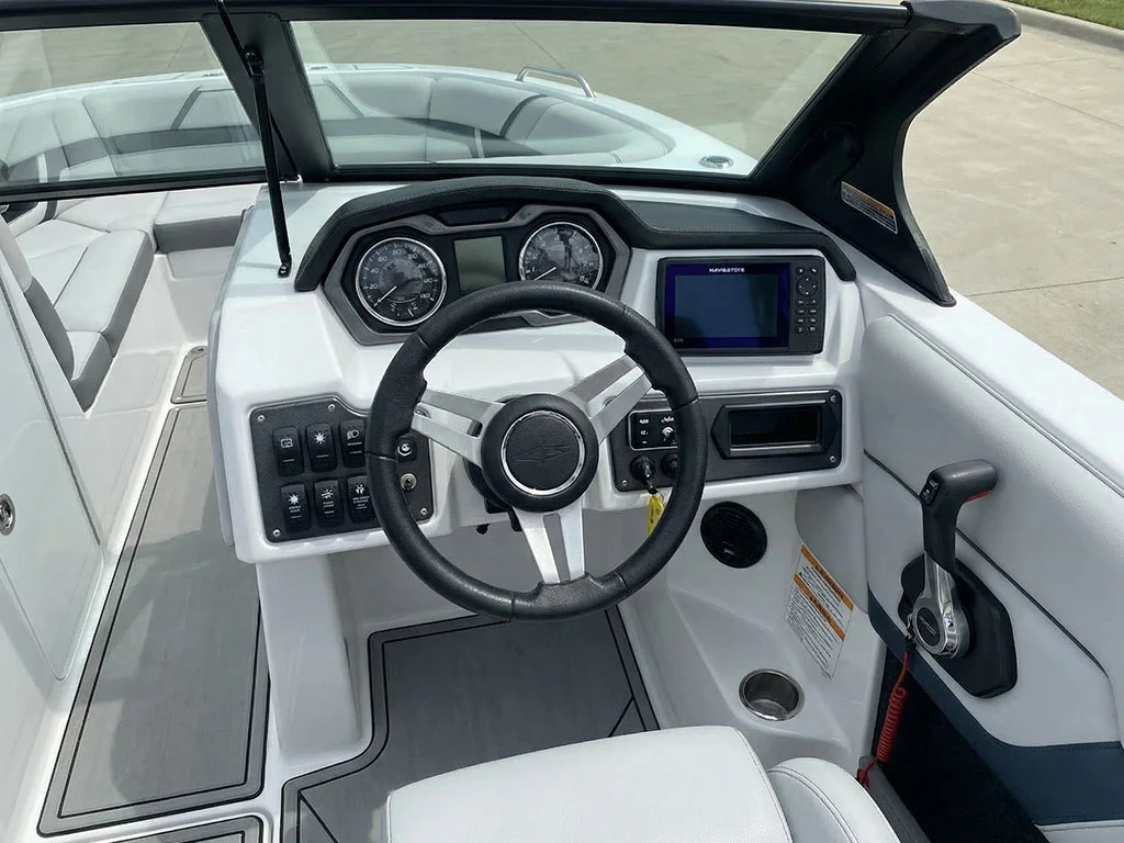 2024Axis-_0008_freepik__show-me-the-dashboard-on-this-boat__76074