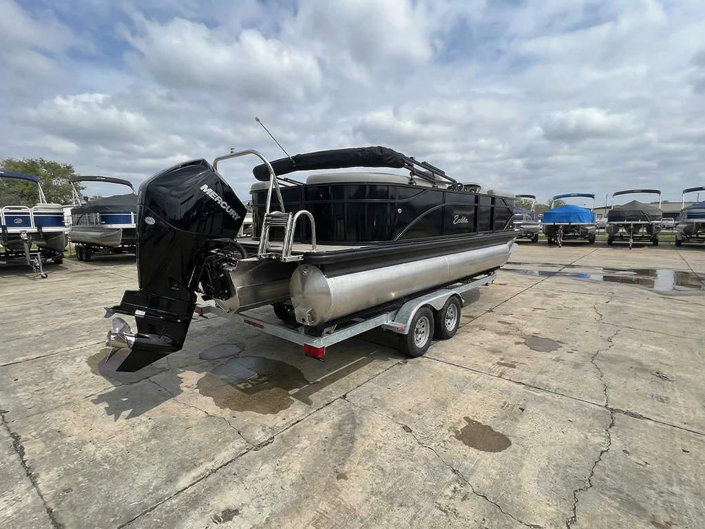 2020bar-_0006_creation_2301283707